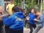 Tangkap-layar-video-viral-di-media-sosial-dua-remaja-wanita-berkelahi-gara-gara-rebutan-pacar.jpg