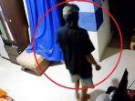 Tangkapan-layar-rekaman-CCTV-pria-masuk-ke-rumah-di-Banyuwangi.jpg