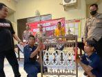 Tersangka-Pencuri-Pintu-Pagar.jpg