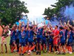 Tim-sepak-bola-RSI-Kendal-merayakan-kemenangan-sebagai-juara-1-pada-turname.jpg