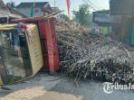 Truk-muatan-tebu-terguling-di-Kesamben-Blitar.jpg