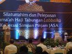 Wakil-Wali-Kota-Pekalongan-Salahudin-melepas-jemaah-calon-haji.jpg