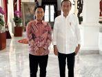 Widodo-foto-bersama-Sekretaris-Pribadi-Iriana.jpg