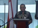 Yudianto-saat-memberikan-sambutan-seminar.jpg
