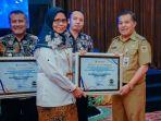ZONA-HIJAU-Penyerahan-penghargaan-Penilaian-Standar-Pelayanan-Publik-Tahun-202.jpg