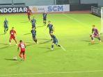 a-gol-Rosalvo-yang-disarangkan-ke-gawang-Persikas-Su.jpg