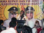 arahan-bupati-pekalongan-kepada-kades-dan-lurah.jpg