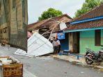 atap-rumah-rusak-diterjang-angin-kencang-di-kebakkramat-karanganyar.jpg