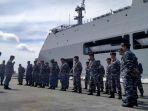 awak-kapal-perang-republik-indonesia-kri-makassar.jpg