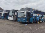beberapa-bus-tampak-terparkir-di-terminal-tipe-c-ngawen.jpg