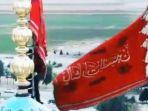 bendera-merah-berkibar-di-kubah-masjid-qom-sebagai-respon-tewasnya-jenderal-qassem-soleimani.jpg