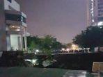 beredar-sejumlah-foto-di-media-sosial-menampilkan-jalan-gubeng-surabaya-ambles.jpg
