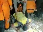beredar-video-di-twitter-tim-gabungan-berhasil-mengevakuasi-satu-korban-ambruknya-bangunan.jpg