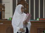 diah-ayu-kusumaningrum-terdengar-serak-dan-sempat-menangis-saat_20161012_180256.jpg
