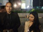 istri-bripka-hk-berinisial-is-kanan-dan-kuasa-hukumnya.jpg