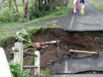 Jembatan Sungai Ranu di Desa Cilapar Terputus, Kades : Sudah Usulkan Prioritas Perbaikan 