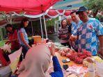 jual-beli-antar-umat-beragama-di-pasar-murah.jpg