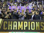 juara-Indonesia-Basketball-League-IBL-2023-kepada-tim-Prawira-Bandung.jpg