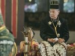 jumenngan-raja-keraton-surakarta-pb-xiii_20170423_090843.jpg