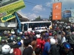 kecelakaan-pasar-kambing-oye.jpg