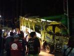kecelakaan-truk-sapi-di-batu.jpg