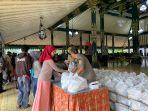 kegiatan-pasar-murah-berlangsung-di-pendopo-bupati.jpg