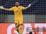 kena-karma-ac-milan-dulu-ngebet-ingin-pergi-dari-san-siro-kini-donnarumma-justru-disakiti-di-psg.jpg