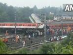kereta-india-6.jpg