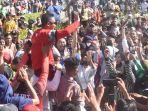 keseruan-suasana-car-free-day-demak.jpg