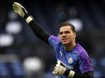 kiper-manchester-city-ederson-moraes.jpg