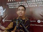 komisioner-kpu-kabupaten-pekalongan-achyar-budi-pranoto.jpg