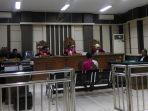 Divonis 1,5 Tahun Penjara, Mantan Pejabat Bulog Ini Pikir-pikir Dulu
