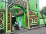 lingkungan-masjid-djami-pekojan-semarang.jpg