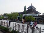 masjid-agung-demak-jawa-tengah_20150710_181321.jpg