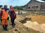 mbak-ita-tinjau-banjir-mangkang-semarang.jpg
