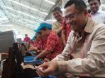 menteri-perindustrian-salah-husin-kunjungi-djarum-kudus.jpg