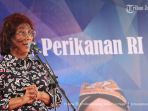 menteri-susi-menjawab-pertanyaan-nelayan-pantura-jateng_20170922_142703.jpg