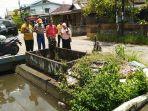 misteri-makam-usia-117-tahun-di-jalan-kutilang-kelurahan-tengah-kecamatan-pontianak-kota.jpg