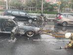 mobil-mustang-terbakar.jpg