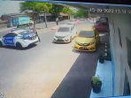 mobil-satlantas-polres-pekalongan-saat-mengejar-mobil-honda-brio-bernomor-polisi-k-8630-rk.jpg