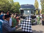 nursholeh-melepas-calon-jemaah-haji-kota-tegal_20180810_233157.jpg