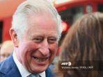 pangeran-charles-saat-kunjungannya-ke-london-transport.jpg