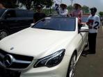 pasangan-asri-pekalongan-mobil-mewah_20150827_144407.jpg