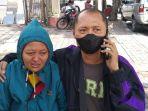 pasangan-suami-istri-erni-kanan-dan-eddy-saat-kembali-dipertemukan-di-depan-pasar-karangayu.jpg