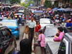 pasar-tumpah-di-kota-semarang_20160630_181420.jpg
