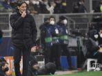 pelatih-kepala-inter-milan-italia-simone-inzaghi-memberi-isyarat.jpg