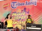 VIDEO Penampilan DJ Cantik Goyang Peserta Run Colorparty NanoNano