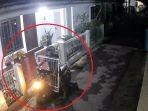 pencurian-pintu-gerbang-pagar-di-Purwokerto-2.jpg
