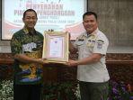 penghargaan-hendi-satpol-pp-semarang.jpg