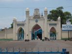 pengurus-masjid-agung-solo-ajak-warga-melaksanakan-salat-gerhana-seusai-salat-isya_20180131_132528.jpg